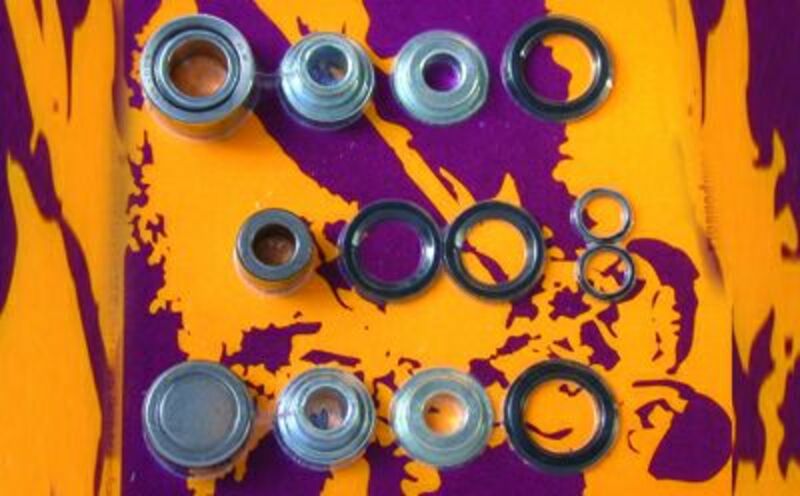 KIT STOSSDÄMPFERLAGER FÜR YAMAHA YZ125/250 2001-05 UND YZ,WR250F /426F/450F 2001-06