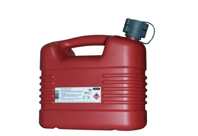 Benzinkanister mit 10l. Fassungsvermügen.