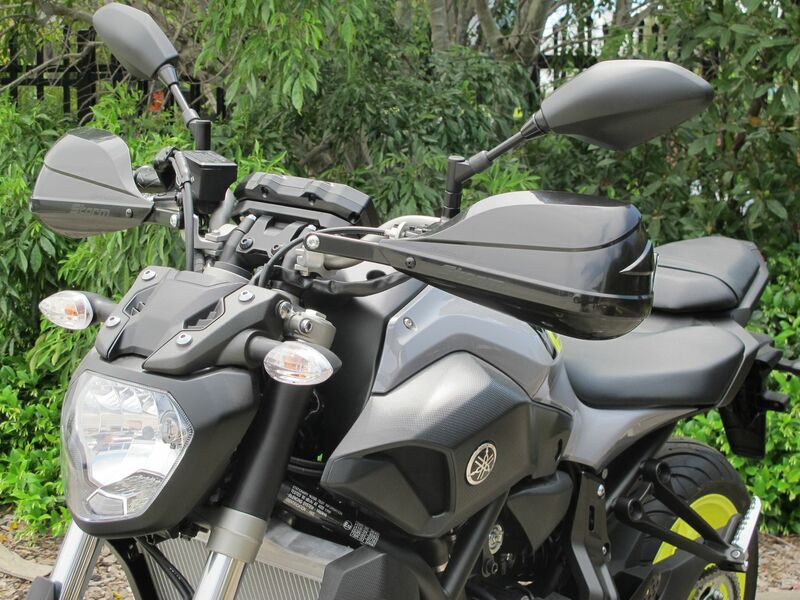 BARKBUSTERS Hardware-Kit Zweipunktbefestigung Black Yamaha