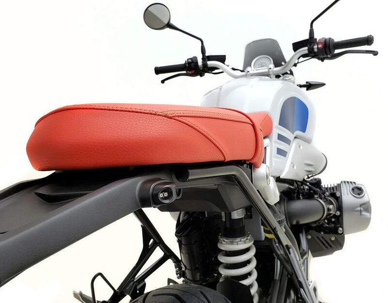 DENALI Universal-Blinker LED Flush Mount