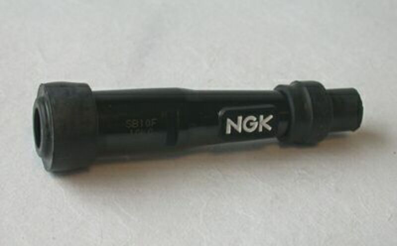 NGK Zündkerzenstecker - SD10F
