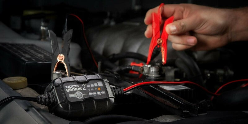 NOCO Genius2 Smart Batterieladeschellen mit integrierten Ösen 6/12V 2A