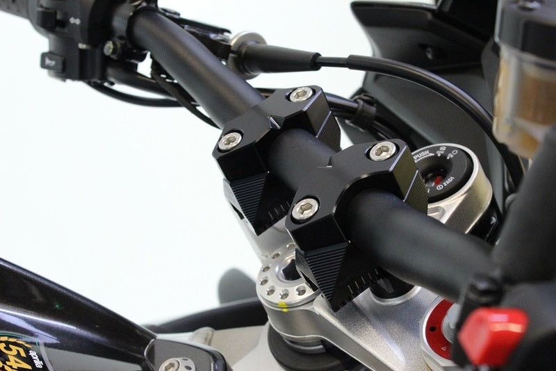 GILLES 2DGT Verstellbare Lenkerhalterungen Schwarz Aprilia Tuono 100 V4