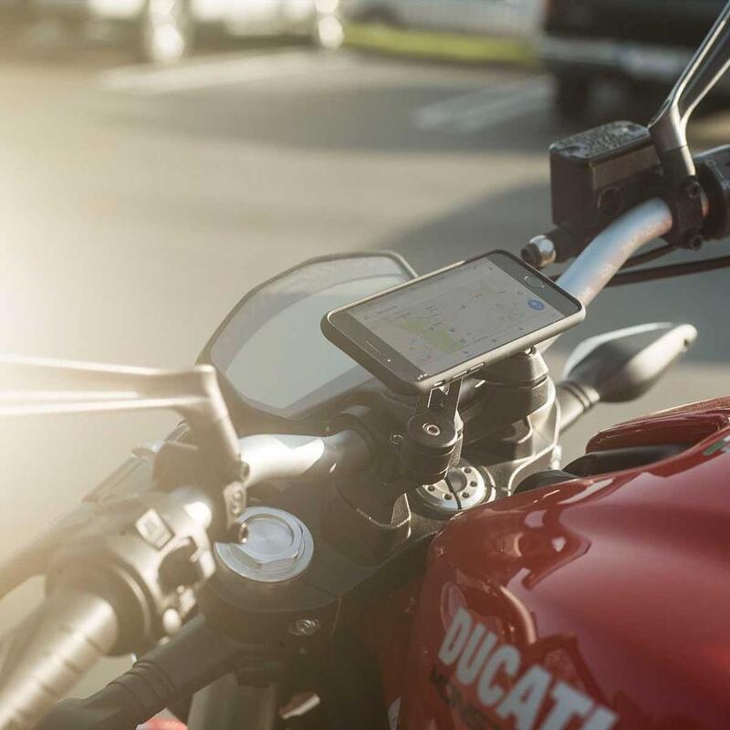 SP CONNECT Moto Bundle fixed on Handlebar - Samsung S20+