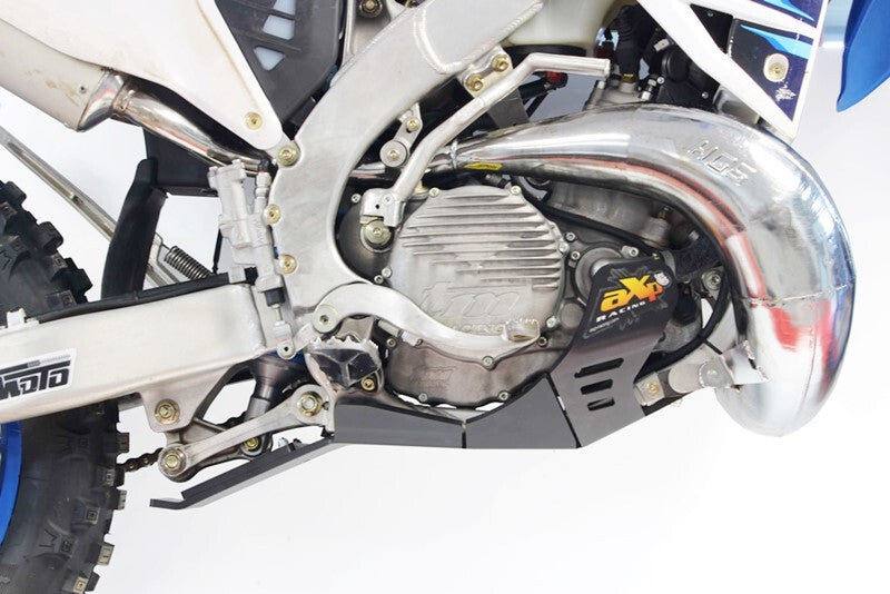 AXP Unterfahrschutz Schwarz - TM Racing