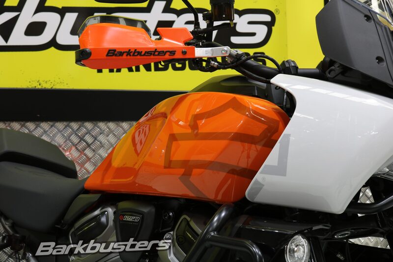 BARKBUSTERS Hardware Kit Zweipunktbefestigung - Harley Davidson Pan America