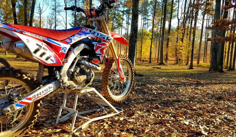 RISK RACING RR1 Auffahrbarer Lift Stand