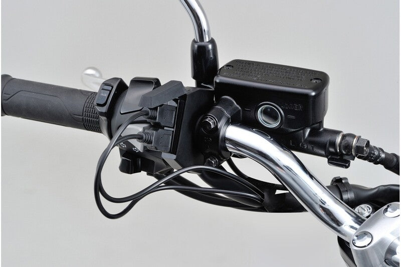 DAYTONA Slim USB-Netzteil (2 Eingänge) - Lenker Ø22,2/25,4