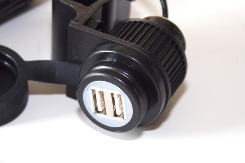SHIN YO 2-fach USB Steckdose