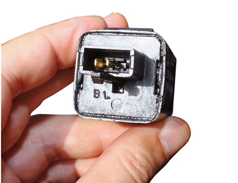 SHIN YO Blinkrelais, elektronisch 12 V, schmaler 3-fach Stecker mit 2 Pins