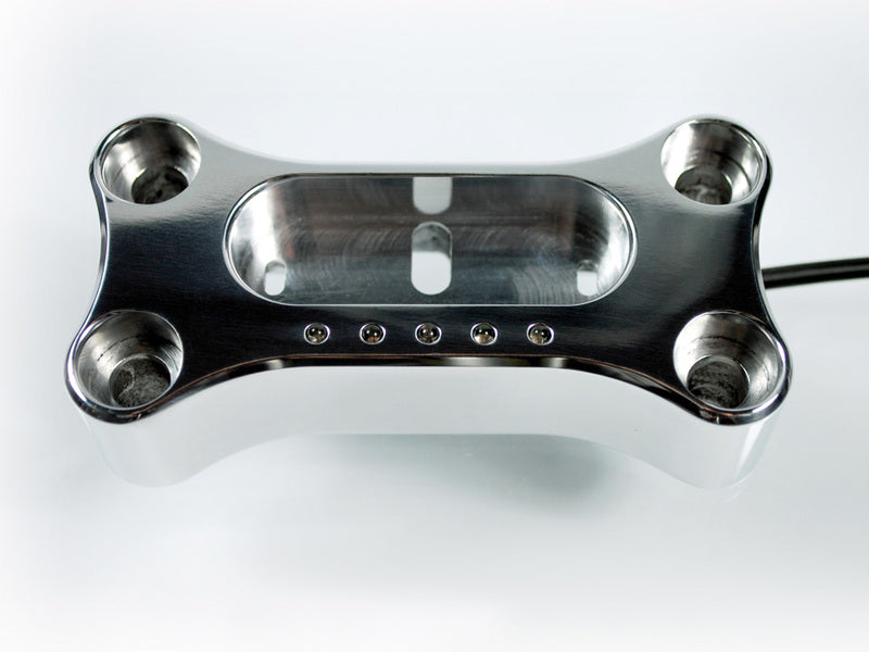 MOTOGADGET msm Metric Handle Bar Top Clamp zur Montage des motoscope mini