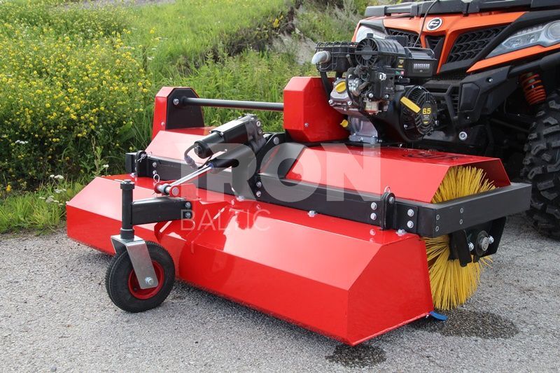 IRON BALTIC Kehrmaschine - 6,5 PS B&S