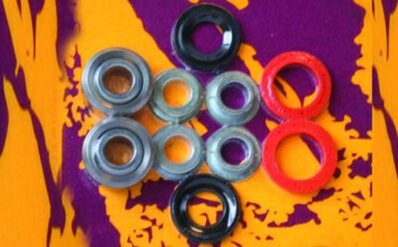 KIT STOSSDÄMPFERLAGER FÜR SUZUKI RM125/250 1990