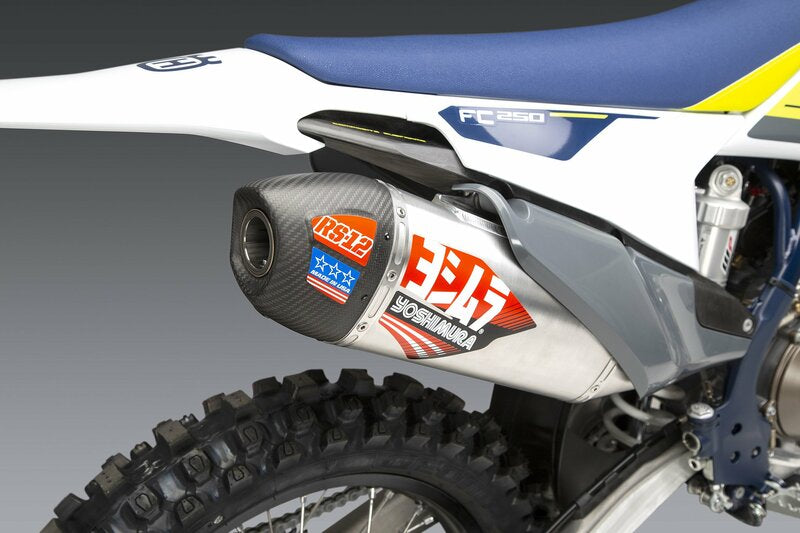 YOSHIMURA RS-12 Signature Series Komplettauspuffanlage Edelstahl/Alu-Schalldämpfer/Carbon-Endkappe KTM/Husqvarna