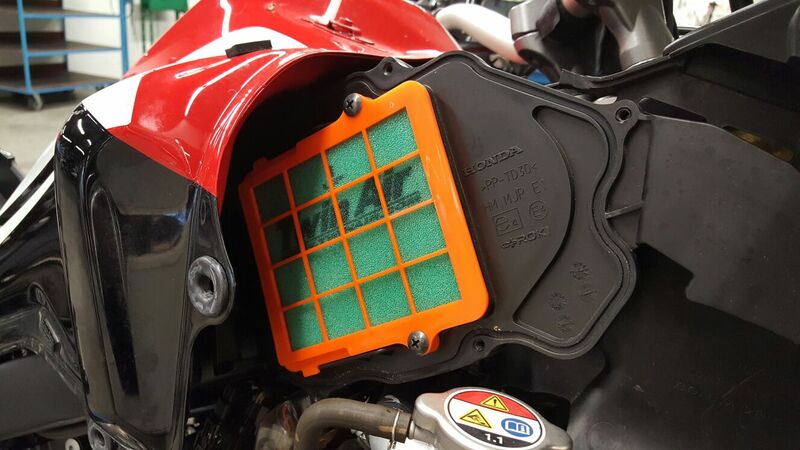 TWIN AIR Satz zwei Luftfilter + Käfige - 150607P