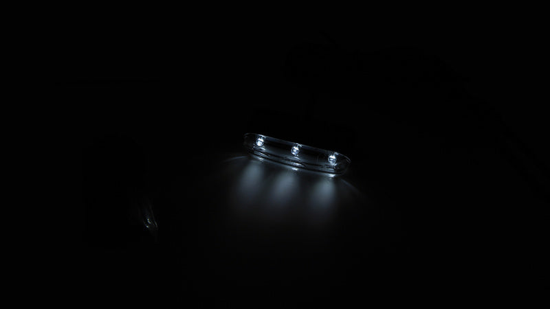 SHIN YO Universal TRI-LED-Standlicht mit Halter und selbstklebender Folie, 12V