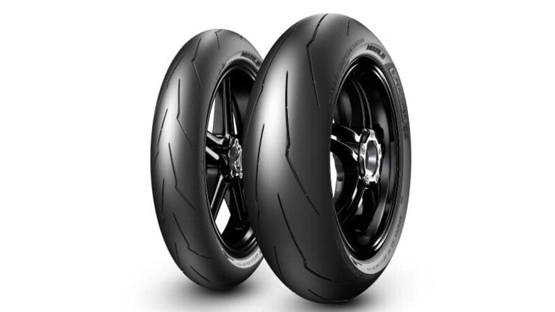 PIRELLI Reifenset SUPERCORSA V2 (120/70ZR17 SC1+190/55ZR17 SC2)